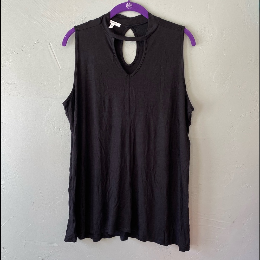 Maurices Keyhole Neck Tank Top, size 0